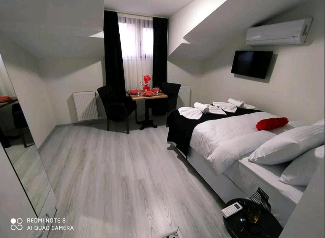 Pera Colour House Aparthotel Istanbul Exterior photo